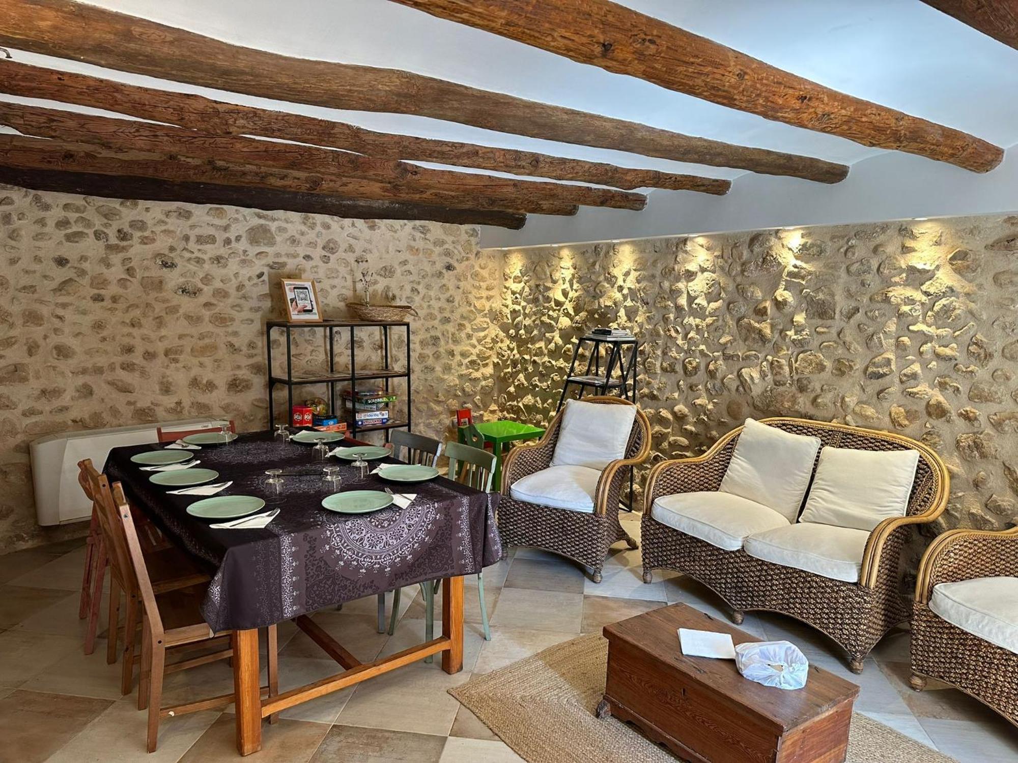 Maset Del Riu Pension Valderrobres Buitenkant foto
