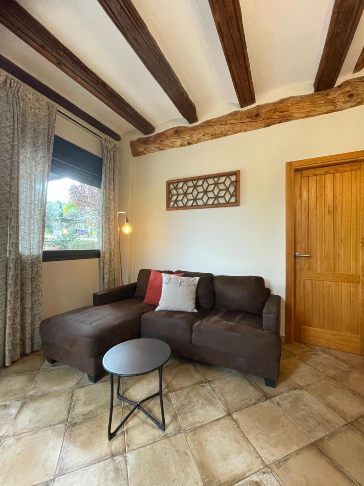 Maset Del Riu Pension Valderrobres Buitenkant foto